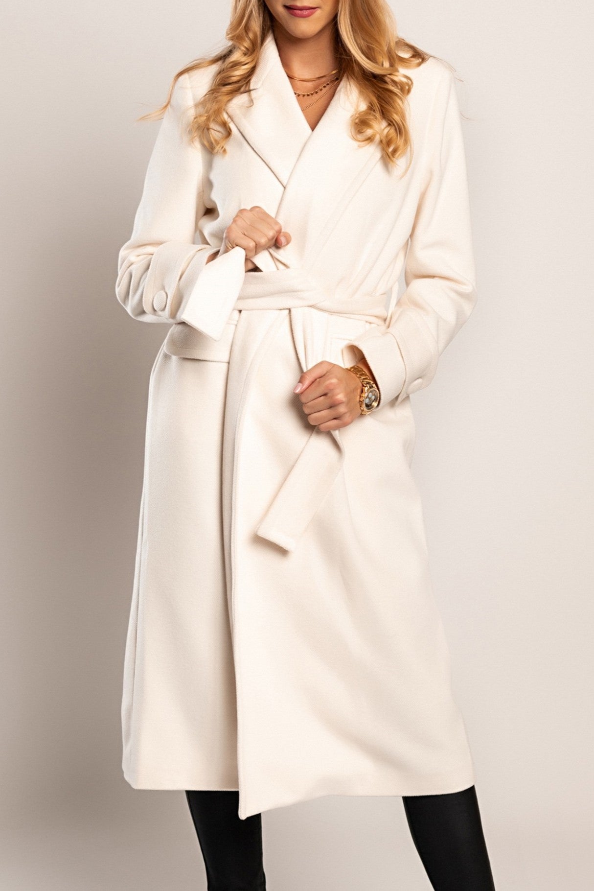 Elegant long coat Canossa, cream